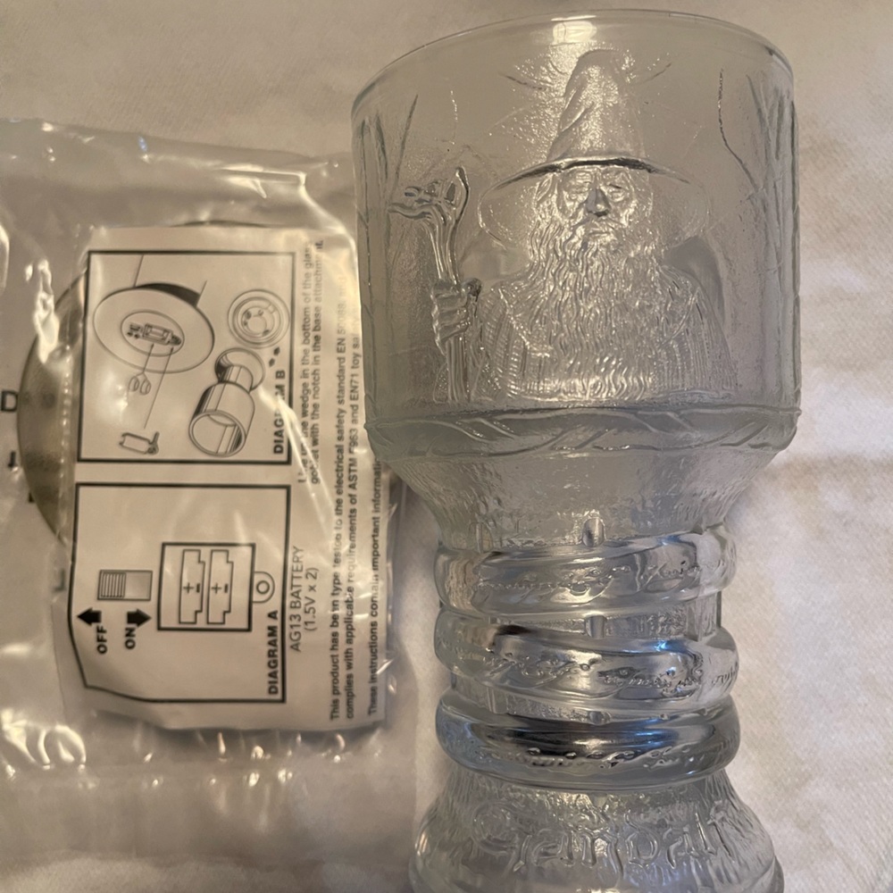 Lord of the Rings light up glass goblet